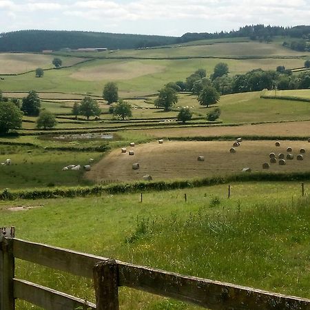 Gite A La Ferme Le Rousset Exterior photo